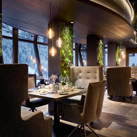 Laret Private Boutique - Adults Only