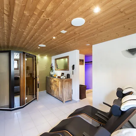 Laret Private Boutique - Adults Only מלון