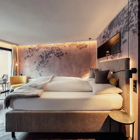 Laret Private Boutique - Adults Only Samnaun