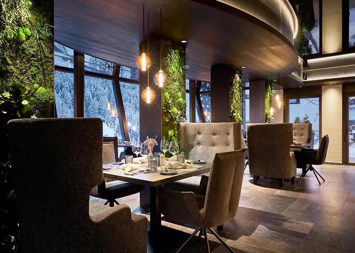 Laret Private Boutique - Adults Only