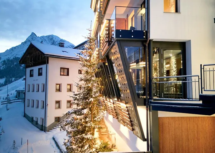 Laret Private Boutique - Adults Only 4*