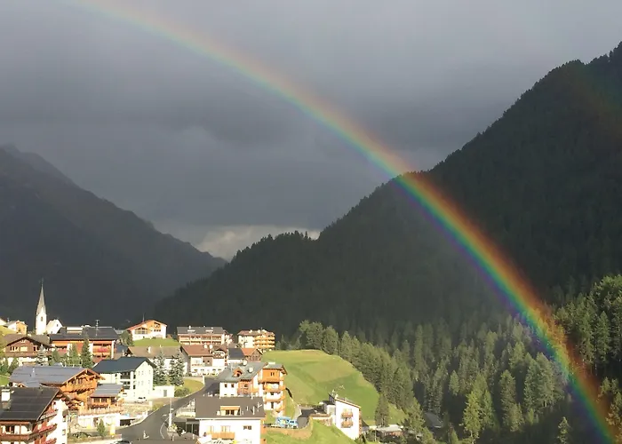 Laret Private Boutique - Adults Only 4*