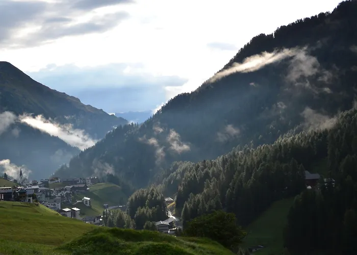 Laret Private Boutique - Adults Only