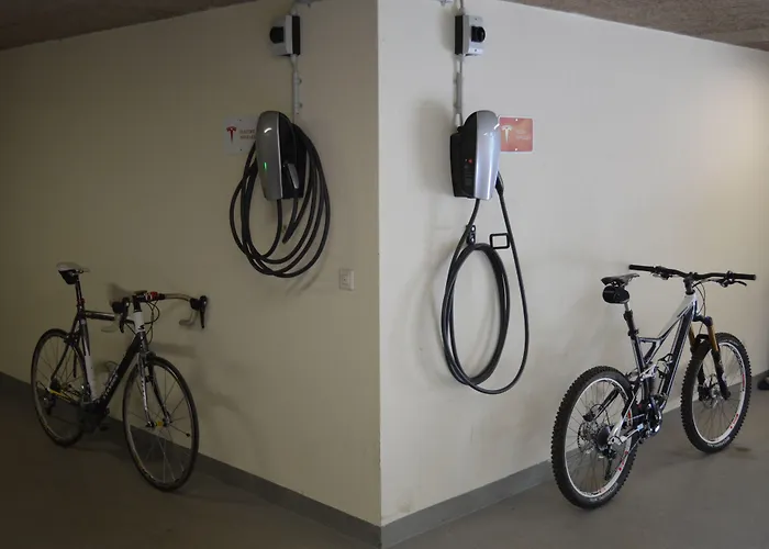 Laret Private Boutique - Adults Only