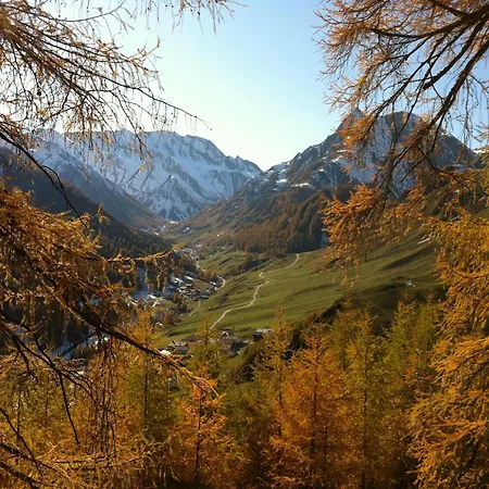 Laret Private Boutique - Adults Only