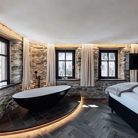 Laret Private Boutique - Adults Only Samnaun