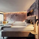 Laret Private Boutique - Adults Only 萨姆瑙恩